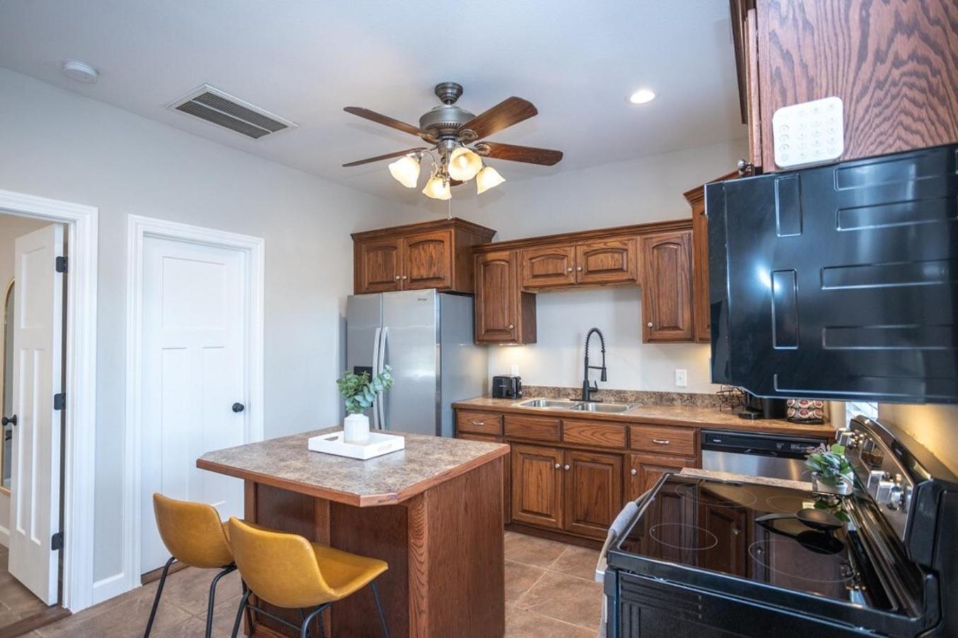 Tiny Home With Hot Tub Near Ft Leonard Wood! Waynesville Esterno foto