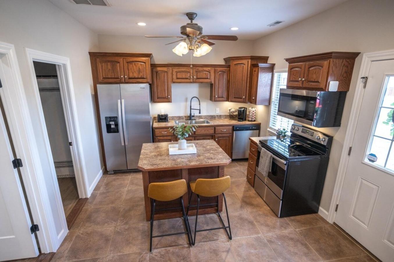 Tiny Home With Hot Tub Near Ft Leonard Wood! Waynesville Esterno foto